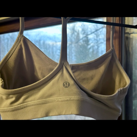 Lululemon bra - Picture 2 of 2